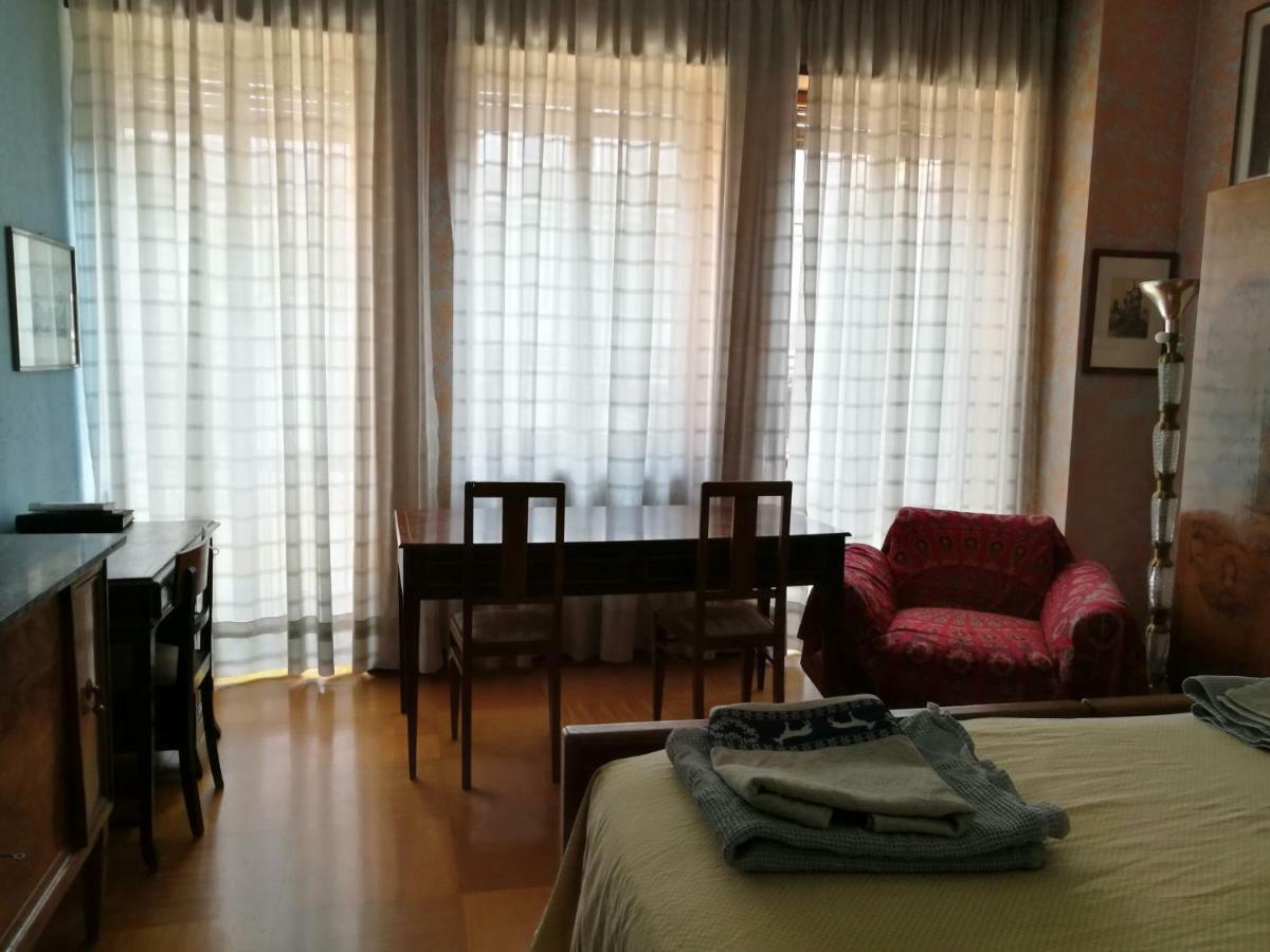 Big Room In Milano Center Екстериор снимка